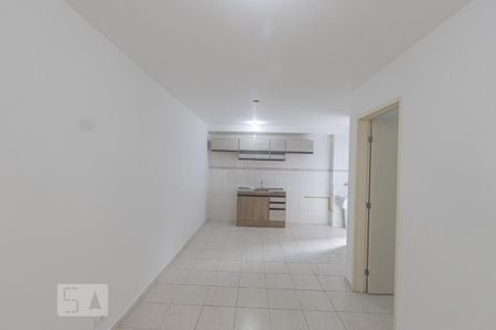 Sala  e cozinha de apartamento para alugar com 1 quarto, 33m² em Vila Matilde, São Paulo