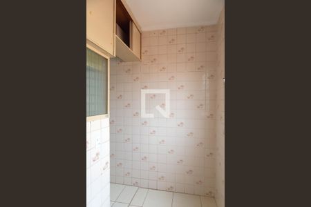 Apartamento para alugar com 70m², 2 quartos e 1 vagaÁrea de Serviço