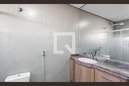 Casa à venda com 300m², 3 quartos e 2 vagasBanheiro da Suite