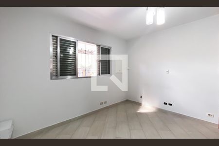 Casa à venda com 300m², 3 quartos e 2 vagasSuite