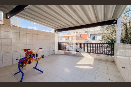 Casa à venda com 300m², 3 quartos e 2 vagasVaranda