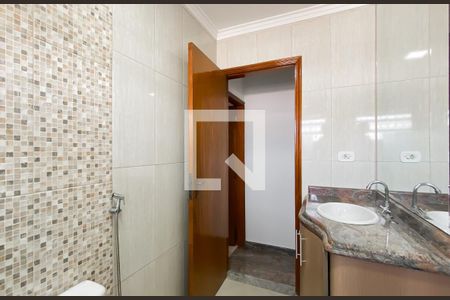 Casa à venda com 300m², 3 quartos e 2 vagasBanheiro