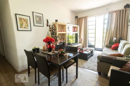 Apartamento à venda com 96m², 2 quartos e sem vagaSala