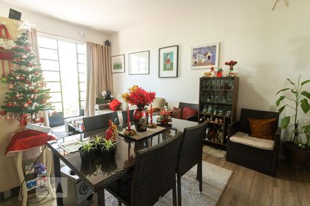 Apartamento à venda com 96m², 2 quartos e sem vagaSala