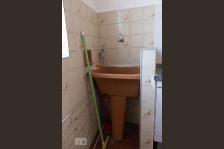 Casa para alugar com 40m², 1 quarto e sem vaga Casa para alugar com 40m², 1 quarto e sem vagaÁrea de Serviço