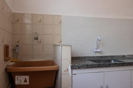 Casa para alugar com 40m², 1 quarto e sem vaga Casa para alugar com 40m², 1 quarto e sem vagaÁrea de Serviço