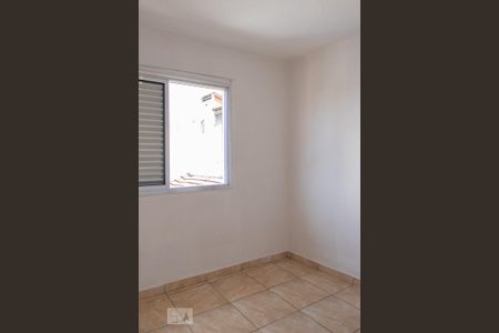 Quarto de casa para alugar com 1 quarto, 40m² em Chora Menino, São Paulo
