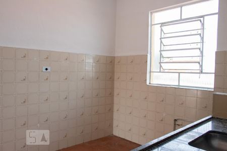 Casa para alugar com 40m², 1 quarto e sem vaga Casa para alugar com 40m², 1 quarto e sem vagaCozinha