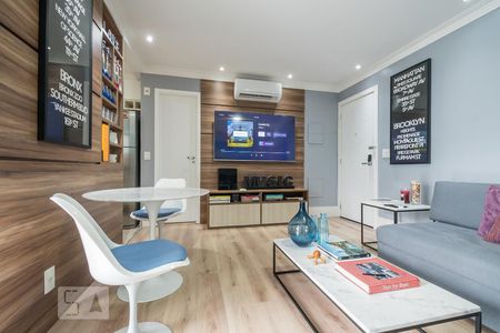 Sala de apartamento para alugar com 1 quarto, 55m² em Cidade Monções, São Paulo