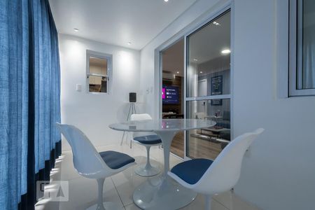 Apartamento para alugar com 55m², 1 quarto e 1 vaga Apartamento para alugar com 55m², 1 quarto e 1 vagaVaranda