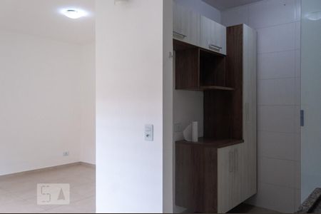 Casa de condomínio para alugar com 45m², 2 quartos e 1 vagaSala/Cozinha