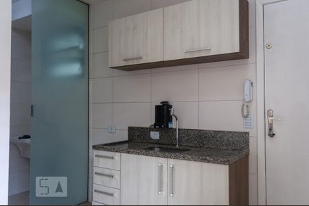 Casa de condomínio para alugar com 45m², 2 quartos e 1 vagaSala/Cozinha