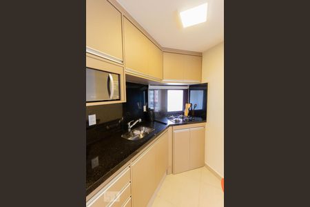 Cozinha de apartamento à venda com 1 quarto, 40m² em Cerqueira César, São Paulo
