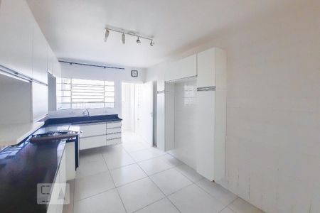 Cozinha de apartamento para alugar com 1 quarto, 58m² em Taboão, São Bernardo do Campo
