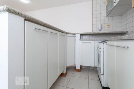 Apartamento à venda com 53m², 1 quarto e 1 vagaCozinha - Armários