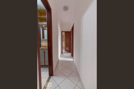 Apartamento para alugar com 69m², 3 quartos e 1 vagaCorredor