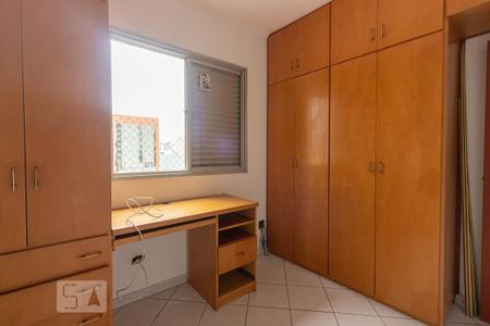 Apartamento para alugar com 69m², 3 quartos e 1 vagaQuarto 2