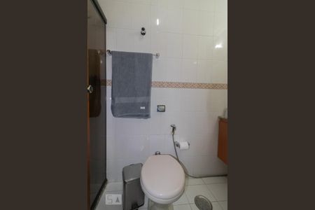 Apartamento à venda com 83m², 3 quartos e 2 vagas Apartamento à venda com 83m², 3 quartos e 2 vagasBanheiro da Suíte