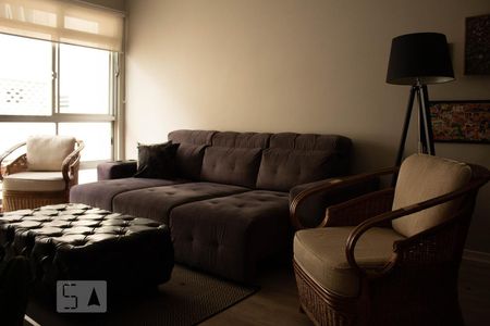 Sala de apartamento à venda com 2 quartos, 89m² em Higienópolis, São Paulo