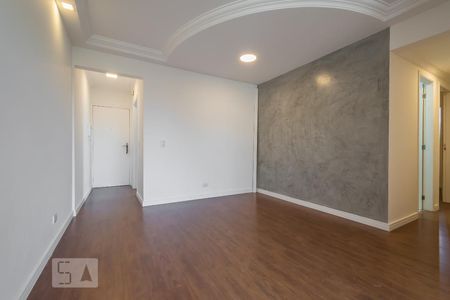 Sala de apartamento para alugar com 3 quartos, 69m² em Vila Isa, São Paulo
