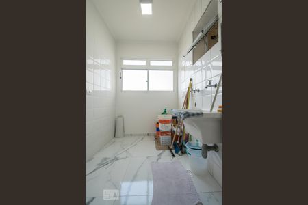 Apartamento para alugar com 69m², 3 quartos e 1 vagaÁrea de Serviço