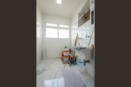 Apartamento para alugar com 69m², 3 quartos e 1 vagaÁrea de Serviço