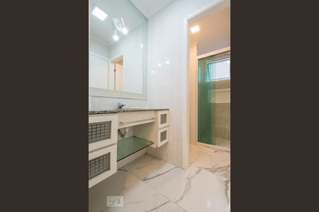 Apartamento para alugar com 69m², 3 quartos e 1 vagaBanheiro