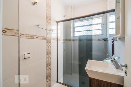 Banheiro de apartamento para alugar com 1 quarto, 45m² em Liberdade, São Paulo