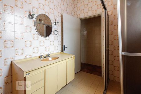 Banheiro  de casa à venda com 2 quartos, 170m² em Parque da Mooca, São Paulo