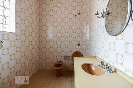 Banheiro  de casa à venda com 2 quartos, 170m² em Parque da Mooca, São Paulo