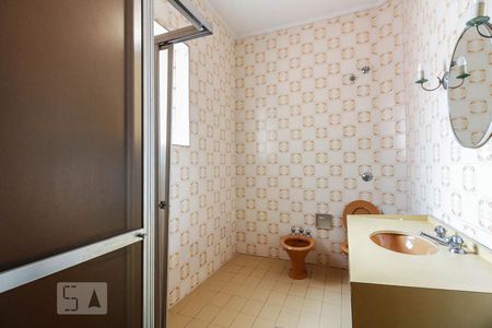 Banheiro  de casa à venda com 2 quartos, 170m² em Parque da Mooca, São Paulo