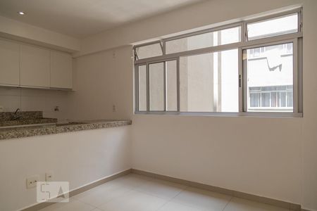 Sala de apartamento para alugar com 1 quarto, 35m² em Centro, Belo Horizonte