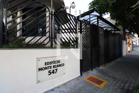 Apartamento à venda com 77m², 3 quartos e 1 vagaFachada e portaria