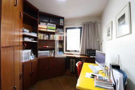 Apartamento à venda com 77m², 3 quartos e 1 vagaQuarto 2