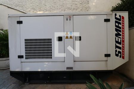 Apartamento à venda com 77m², 3 quartos e 1 vagaÁrea comum