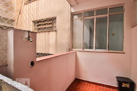 Apartamento à venda com 68m², 2 quartos e sem vagaDetalhe da area de serviço