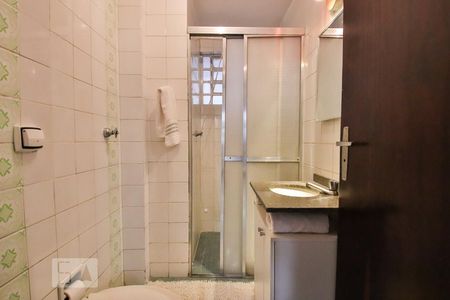 Banheiro de apartamento à venda com 2 quartos, 68m² em Pinheiros, São Paulo