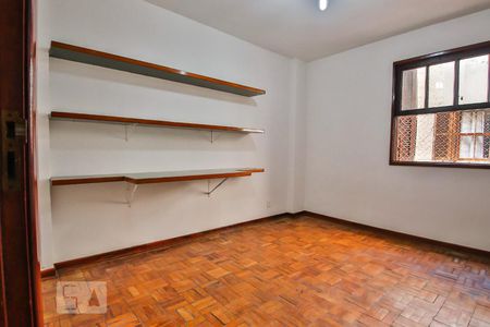 Quarto 1 de apartamento à venda com 2 quartos, 68m² em Pinheiros, São Paulo