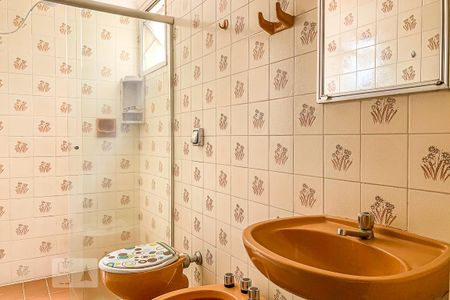Banheiro de apartamento para alugar com 1 quarto, 45m² em Botafogo, Campinas