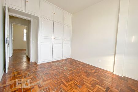 Apartamento à venda com 120m², 4 quartos e sem vagaQuarto 2
