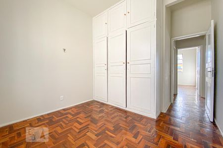 Apartamento à venda com 120m², 4 quartos e sem vagaQuarto 3
