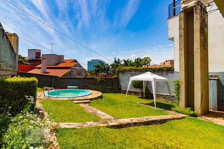 Casa à venda com 110m², 3 quartos e 2 vagasÁrea Externa