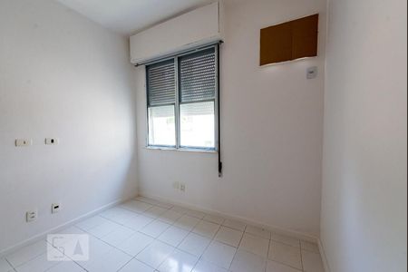 Apartamento à venda com 115m², 3 quartos e 1 vaga Apartamento à venda com 115m², 3 quartos e 1 vagaQuarto 2