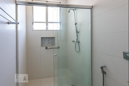 Apartamento à venda com 115m², 3 quartos e 1 vaga Apartamento à venda com 115m², 3 quartos e 1 vagaBanheiro 2