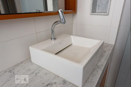 Apartamento à venda com 115m², 3 quartos e 1 vaga Apartamento à venda com 115m², 3 quartos e 1 vagaBanheiro 2
