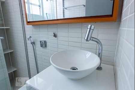 Apartamento à venda com 115m², 3 quartos e 1 vaga Apartamento à venda com 115m², 3 quartos e 1 vagaBanheiro