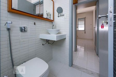Apartamento à venda com 115m², 3 quartos e 1 vaga Apartamento à venda com 115m², 3 quartos e 1 vagaBanheiro