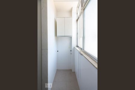 Apartamento à venda com 115m², 3 quartos e 1 vaga Apartamento à venda com 115m², 3 quartos e 1 vagaÁrea de Serviço