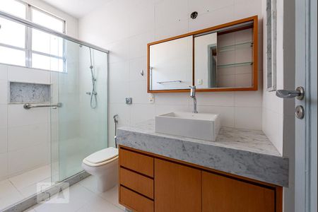 Apartamento à venda com 115m², 3 quartos e 1 vaga Apartamento à venda com 115m², 3 quartos e 1 vagaBanheiro 2