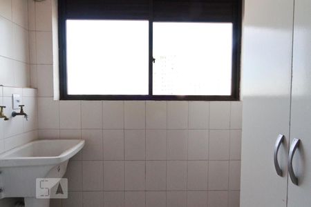 Apartamento à venda com 66m², 2 quartos e 2 vagas Apartamento à venda com 66m², 2 quartos e 2 vagasÁrea de Serviço